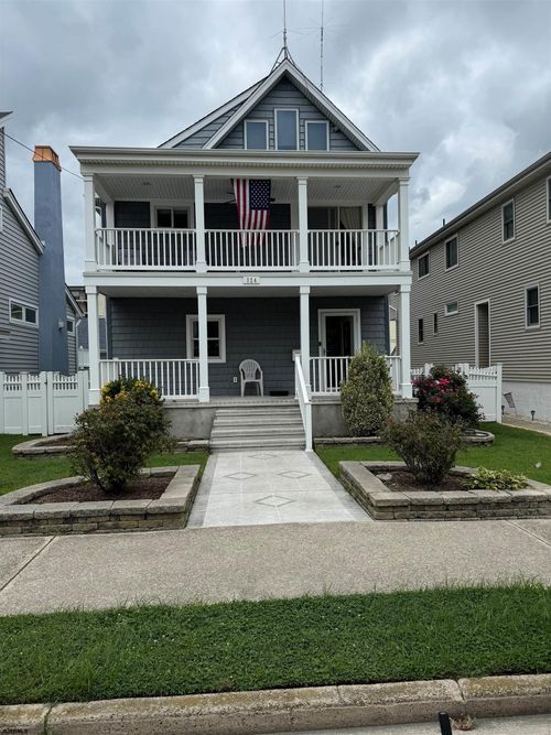 324 Simpson Ave, Ocean City, NJ, 08226-4037 | Card Image