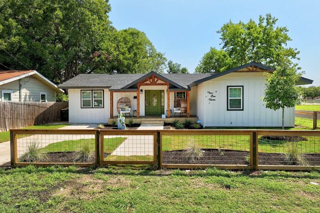 407 Pine St, House other with 3 bedrooms, 2 bathrooms and 2 parking in Georgetown TX | Image 9