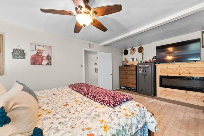 5612 E Midway Rd, House other with 3 bedrooms, 2 bathrooms and 4 parking in Big Spring TX | Image 33