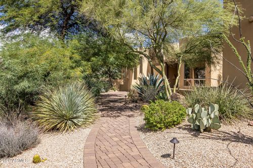 153-8400 E Dixileta Dr, Scottsdale, AZ, 85266-2256 | Card Image