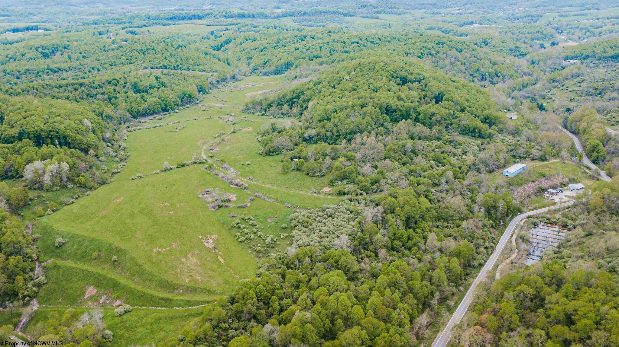 Land in Maidsville 4