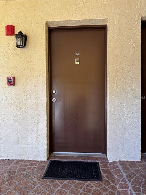 apt-10-203-2050 Oleander Blvd, Fort Pierce, FL, 34950-5330 | Card Image