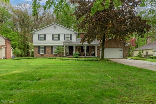 7749 Silver Fox Dr, Youngstown, OH, 44512-5326 | Card Image