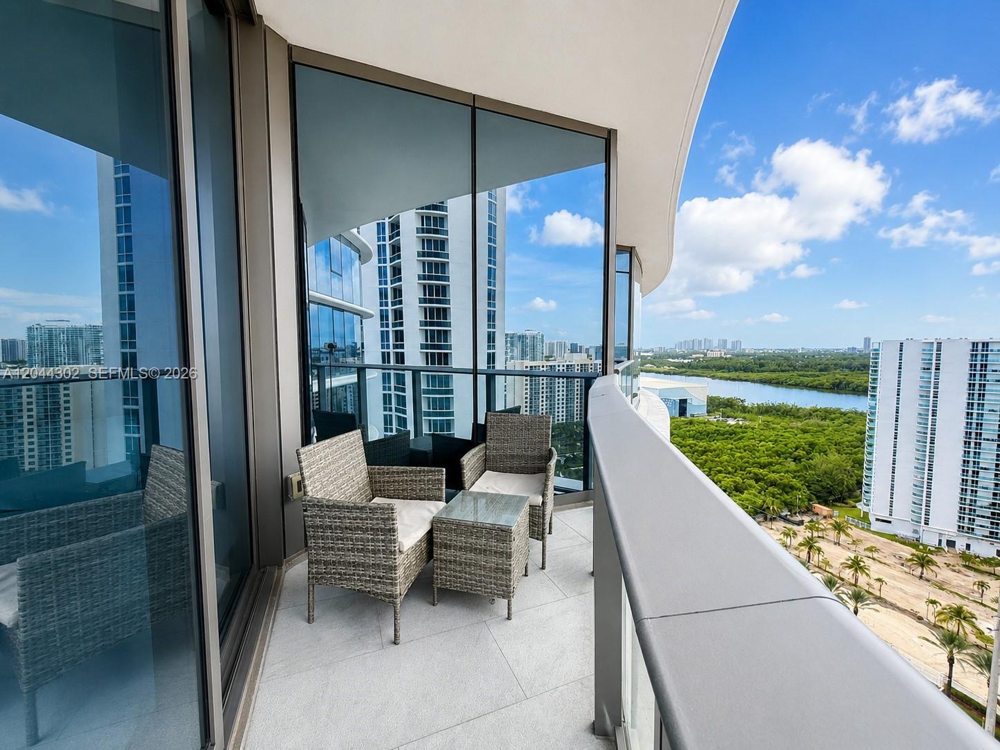 Residential Lease in Sunny Isles Beach 2