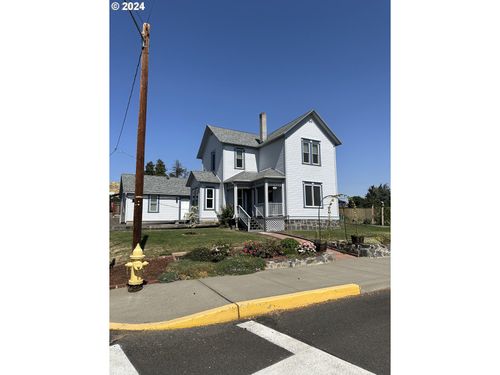 110 Ne 5th St, Dufur, OR, 97021 | Card Image