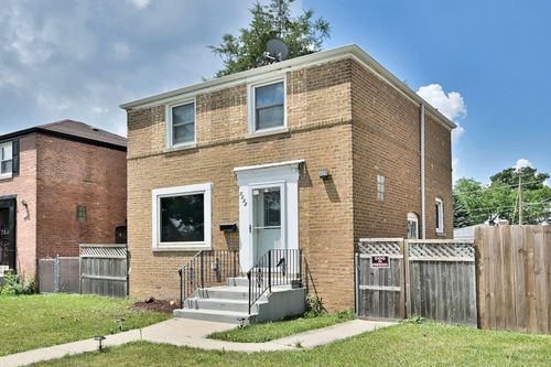 1012 Marshall Ave, Bellwood, IL, 60104-2322 | Card Image