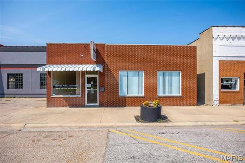 314 S Macoupin St, Gillespie, IL, 62033-1606 | Card Image