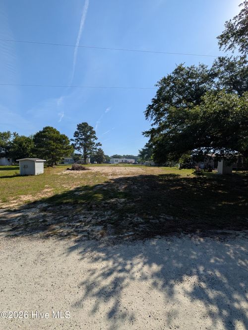 251 Roberts Rd, Hampstead, NC, 28443-2656 | Card Image