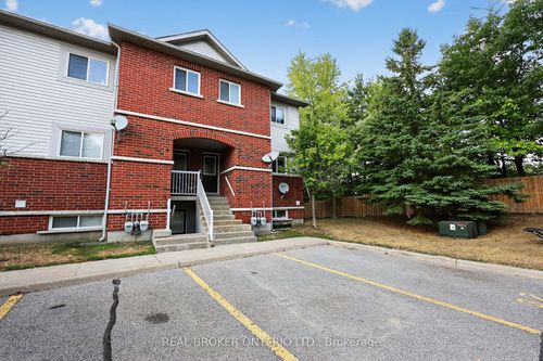 1-237 Ferndale Dr S, Barrie, ON, L4N0T6 | Card Image