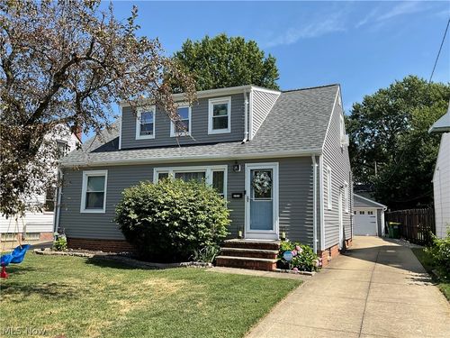 31910 Dickerson Road, Willowick, OH, 44095 | Card Image