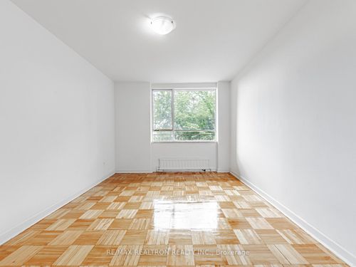 604-165 Cosburn Ave, East York, ON, M4J2L3 | Card Image