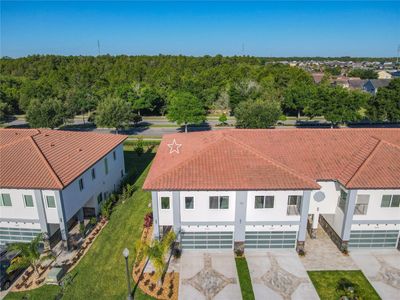 2000 Greenbriar Terrace, Townhouse with 4 bedrooms, 2 bathrooms and null parking in Davenport FL | Image 1