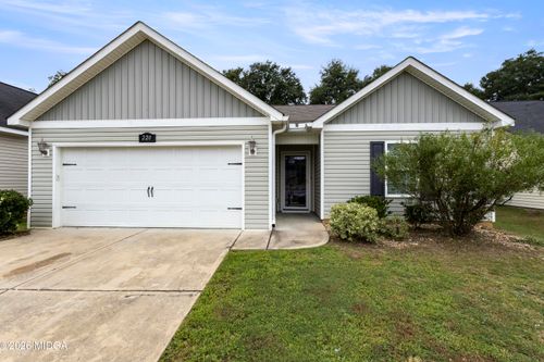 220 Allentown Ln, Macon, GA, 31216-5869 | Card Image