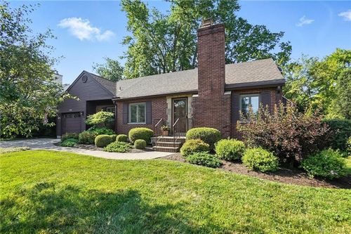 112 Earnshaw Dr, Kettering, OH, 45429-2710 | Card Image