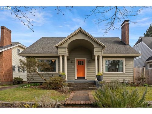 7204 N Washburne Ave, Portland, OR, 97217-5858 | Card Image