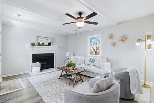 5180 Holly Farms Dr, Virginia Beach, VA, 23462-1932 | Card Image