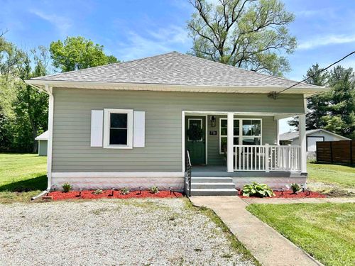 778 S Lincoln St, Clinton, IN, 47842-7066 | Card Image