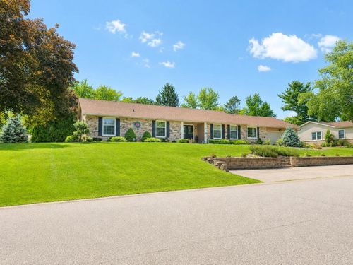 1903 Eastwood Ave, Janesville, WI, 53545-2607 | Card Image