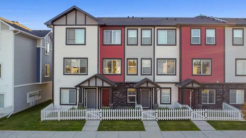 2306 Jumping Pound Common, Cochrane, AB, T4C2L1 | Card Image