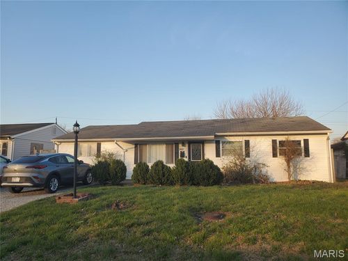 1427 Williams St, East Saint Louis, IL, 62206-2551 | Card Image