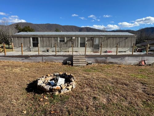 1333 Falling Leaf Ln, Montvale, VA, 24122-2831 | Card Image