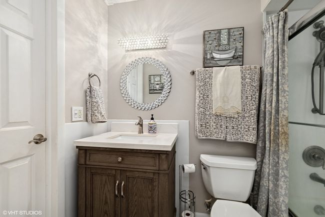 APT-202 - 565 Shorely Dr, Condo with 1 bedrooms, 1 bathrooms and 2 parking in Barrington IL | Image 9