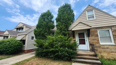 View of front of home | Image 1