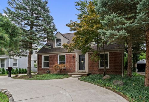 14041 Vernon St, Oak Park, MI, 48237-1319 | Card Image