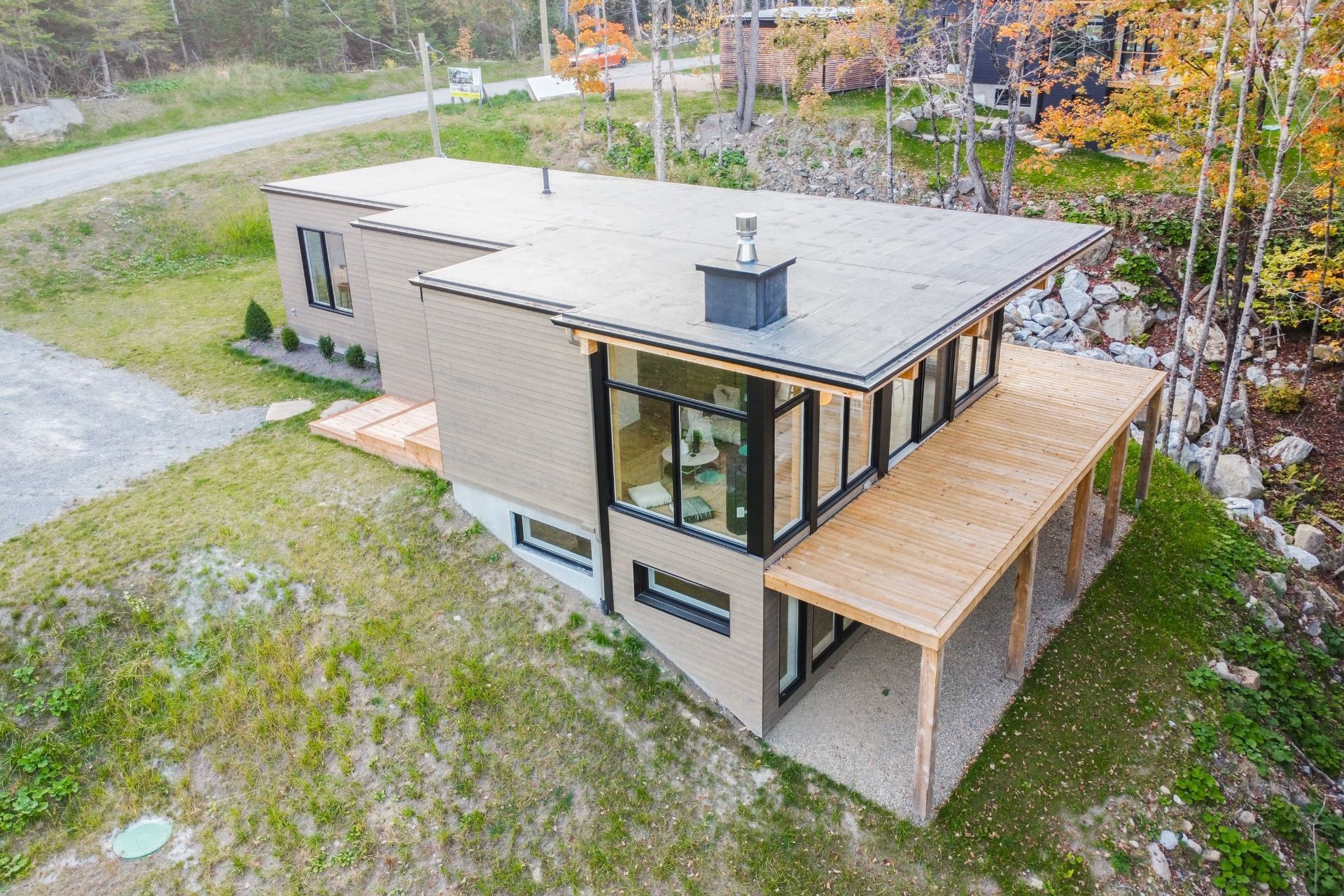 Residential Lease in Saint-Sauveur 2