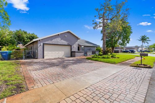 8701 Nw 47th Court, Lauderhill, FL, 33351 | Card Image