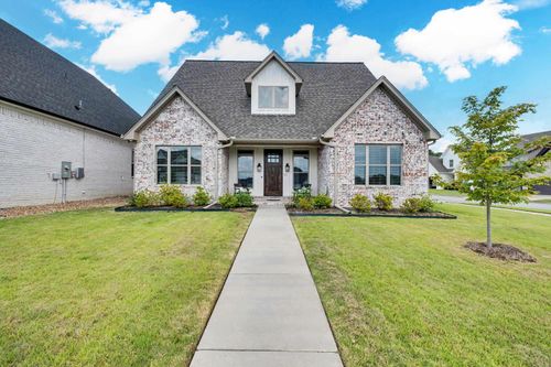50 Fletcher Ridge Cir, Little Rock, AR, 72223-9075 | Card Image