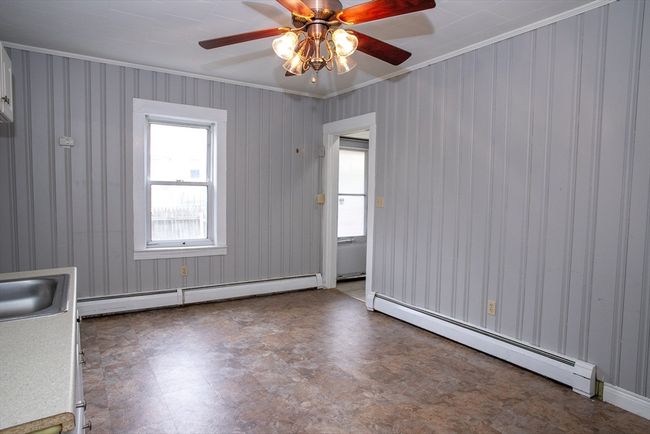 6 Elm St S, House other with 3 bedrooms, 1 bathrooms and 2 parking in Barre MA | Image 23