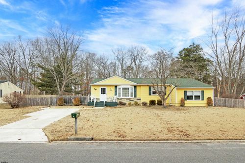 110 Spray Ave, Egg Harbor Township, NJ, 08234-7243 | Card Image