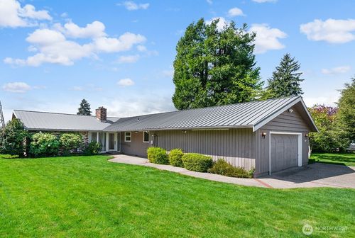 1817 125th Ave Se, Bellevue, WA, 98005-4637 | Card Image