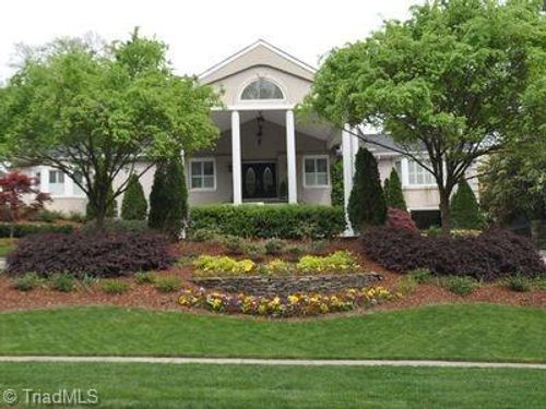 1042 Rockford Rd, High Point, NC, 27262-3606 | Card Image