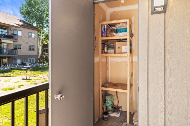 Storage of rear deck | Image 35
