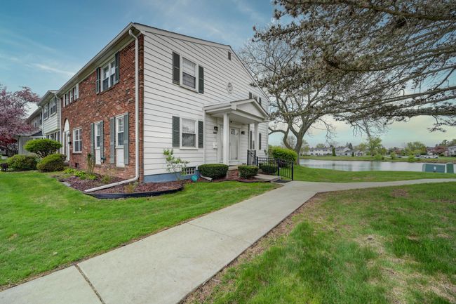 19824 Irongate Ct, Condo with 3 bedrooms, 3 bathrooms and null parking in Northville Township MI | Image 80