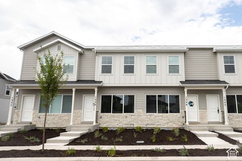 39-1353 E Goldie Lou Ln, Eagle Mountain, UT, 84005-2413 | Card Image