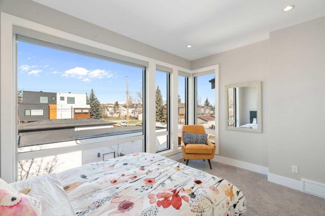 4905 21 Street Sw, Home with 4 bedrooms, 3 bathrooms and 2 parking in Calgary AB | Image 27