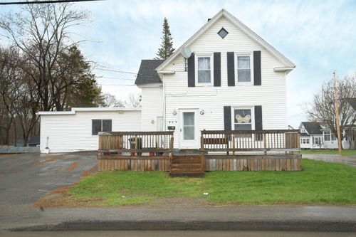 398 Brunswick Street, Old Town, ME, 04468 | Card Image