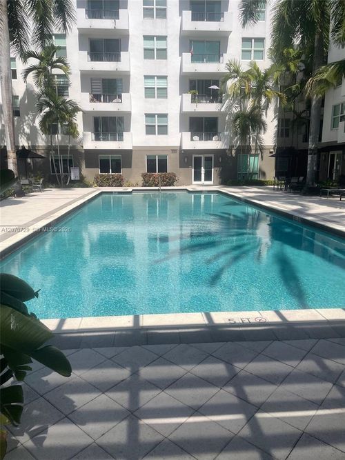 511-2401 Ne 65th St, Fort Lauderdale, FL, 33308-1552 | Card Image