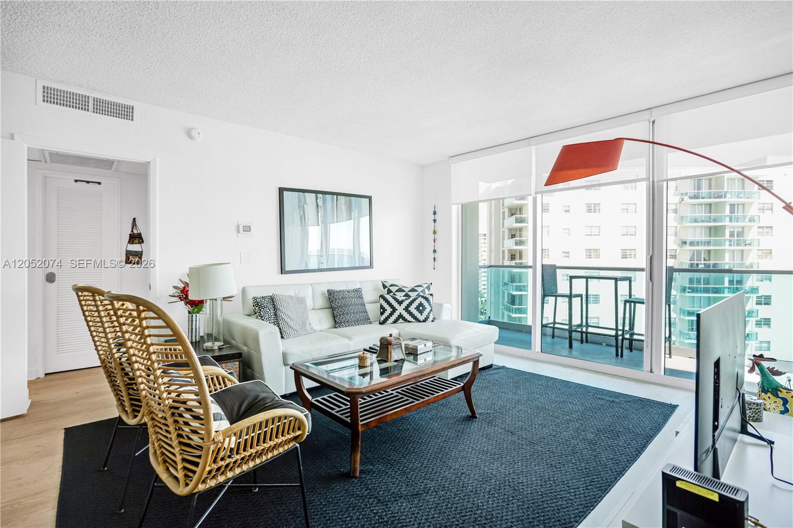 Residential in Hollywood 3