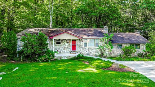 193 Domeno Dr, Swannanoa, NC, 28778-2716 | Card Image