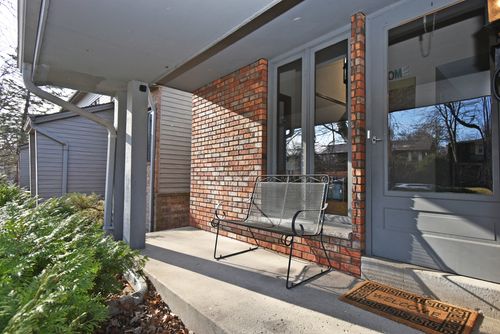 1933 River Park Ct, Wauwatosa, WI, 53226-2840 | Card Image