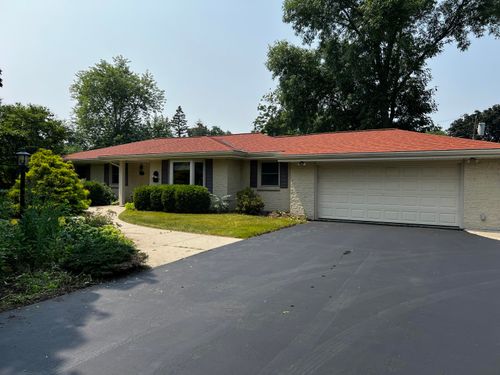 4515 Coral Dr, Brookfield, WI, 53045-1326 | Card Image