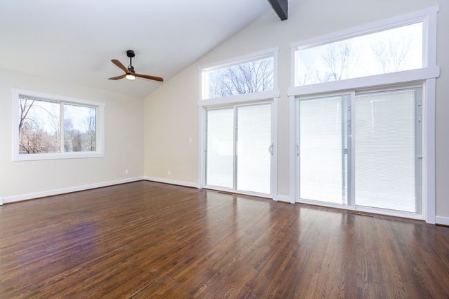 Calthral ceiling with wood beam | Image 21