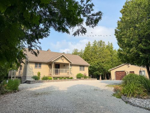 80 Lakewood Country Lane, Lions Head, ON, N0H1W0 | Card Image