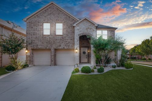 816 Hartsfield St, Aubrey, TX, 76227-5804 | Card Image