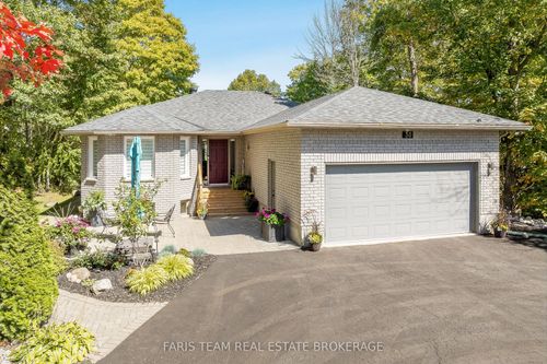 30 Bourgeois Beach Rd, Victoria Harbour, ON, L0K2A0 | Card Image