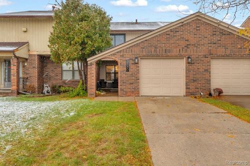 3160 Woods Cir, Detroit, MI, 48207-3810 | Card Image